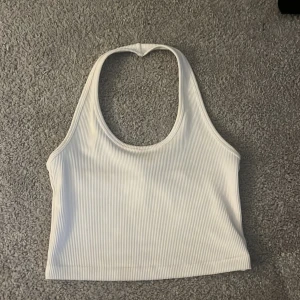 Linne  - Söt tröja ifrån hm, säljer för använder inte längre 