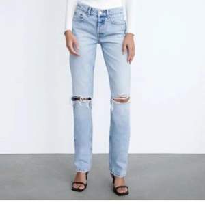 Jeans från zara i stl 36 säljer pågrund av att dem är för stora💗