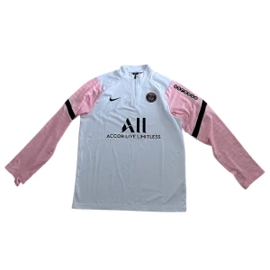 Psg X Nike Sweatshirt  - Skick 9/10 Storlek Xl