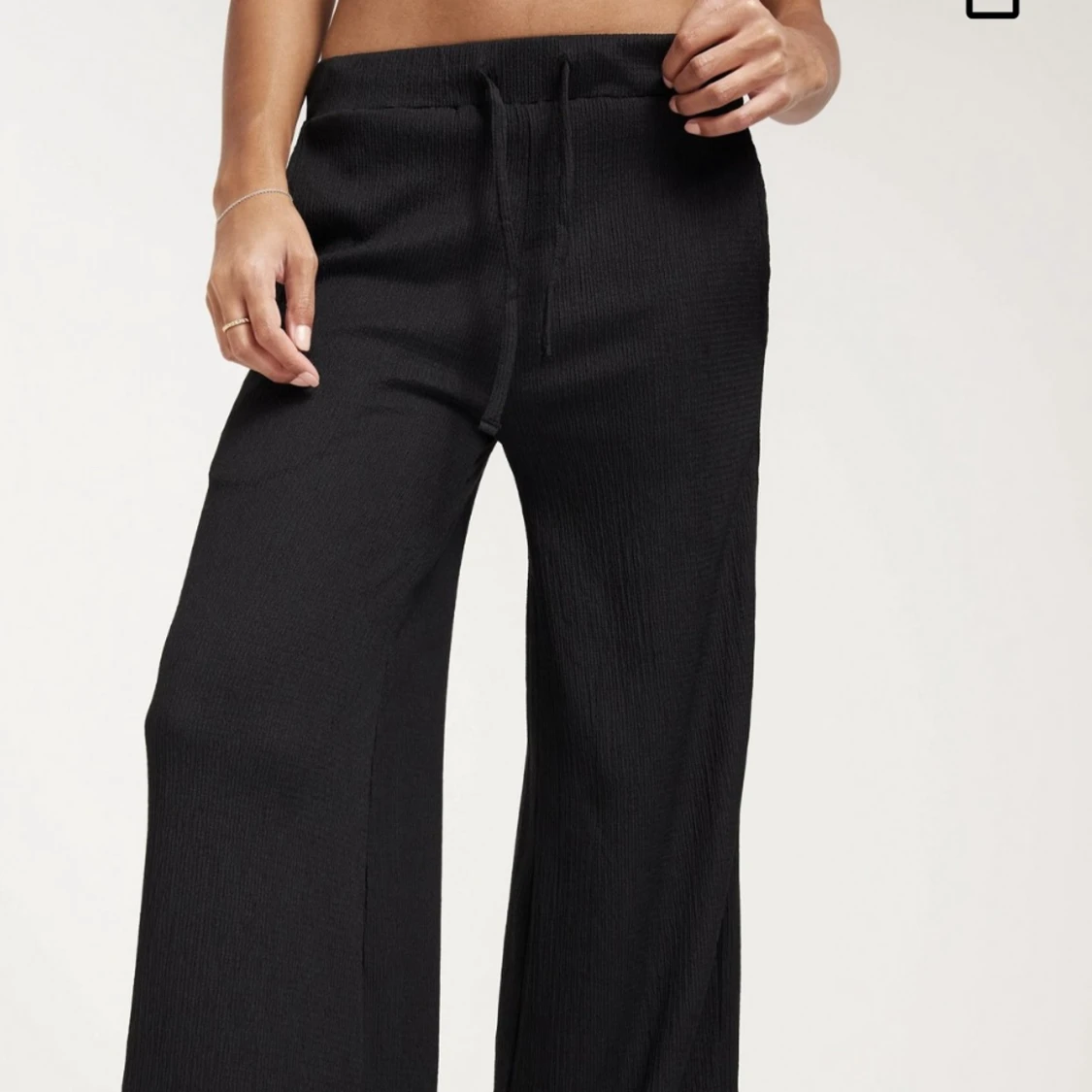 Utsvängda byxor  - 90