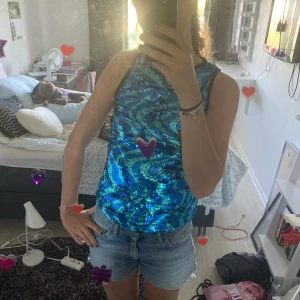 Glittrigt linne  - Så sjukt snyggt glittrigt linne med paljetter🔥 Så coolt⭐️