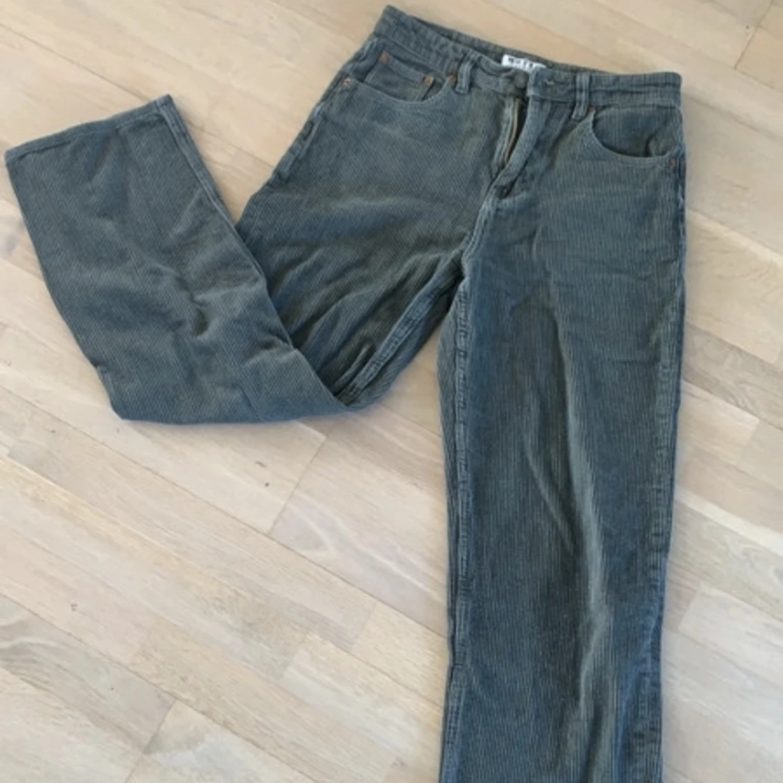 Gröna corduroy-byxor MOTEL ROCKS - 91