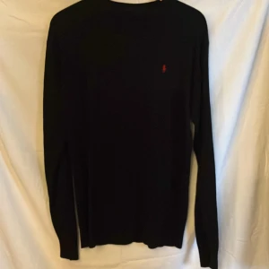 Ralph Lauren stickat Tröja L svart - Ralph Lauren stickat tröja svart L skick bra 
