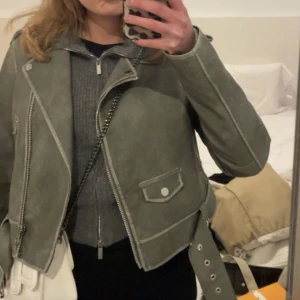 Stradivarius - Använd 1 gång som ny 