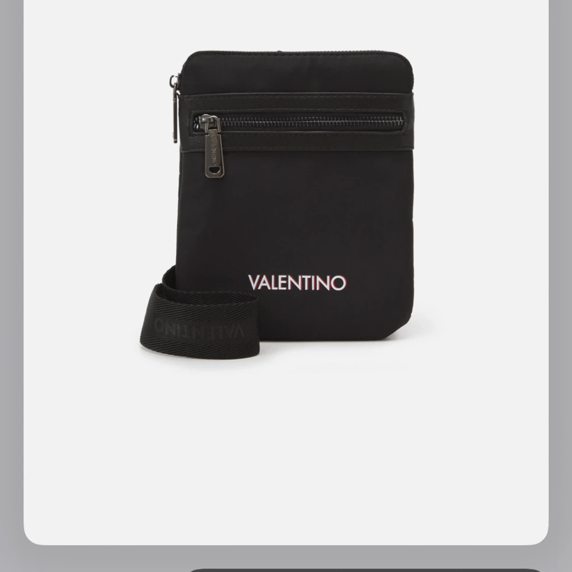 Valentino axelväska 