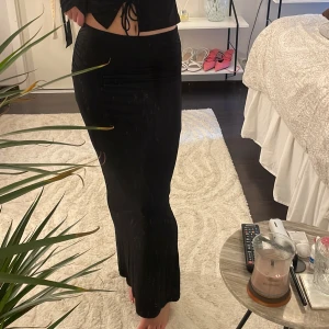 Långkjol - Maxikjol från gina. Använd 1 gång💖