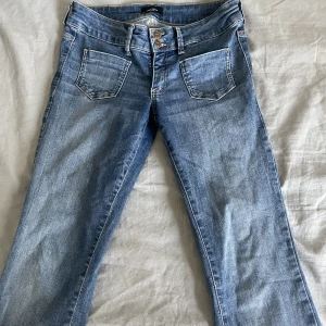 Lågmidjade jeans - Så snygga lågmidjade jeans från Vero Moda! Bra skick 