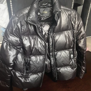 maje jacka - intressekoll på min maje jacka. Stolek 38 men motsvarar en S