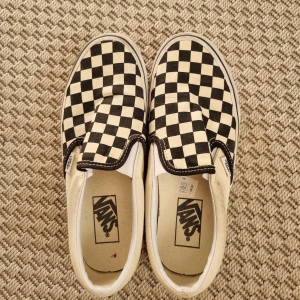 Vans - Vans slip on. Sparsamt använda