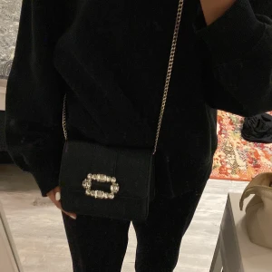 Axelväska - Axelväska från Don Donna! Väldigt fint skick, använd ett par gånger. 