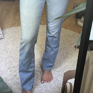 Superfina jeans, använda 1 gång. Storlek 27/32 från Vero Moda💞💞