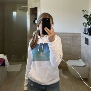 the cool elephant hoodie - fin hoodie från thecoolelephant som inte kommer till användning längre. Passar xxs-s skulle jag säga. Mycket fint skick!😇