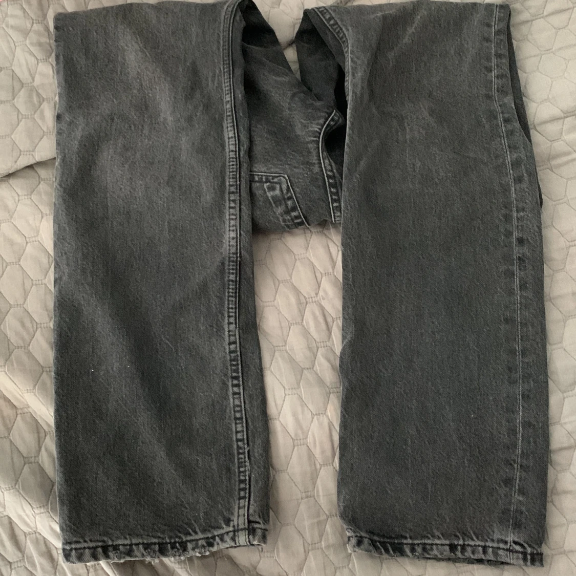 Zara mid waist stright jeans  - 90