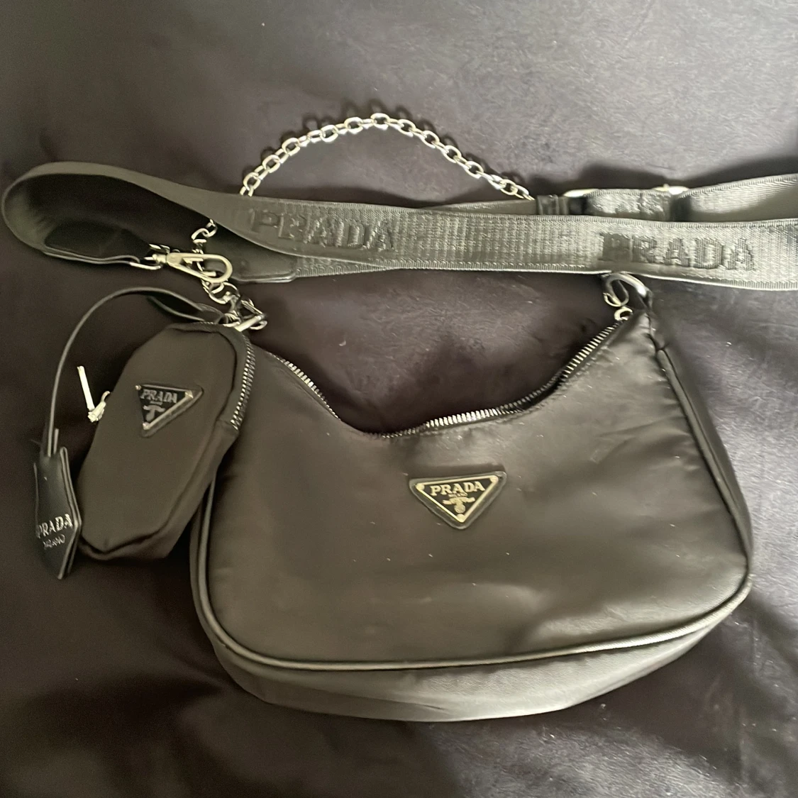 Prada väska 