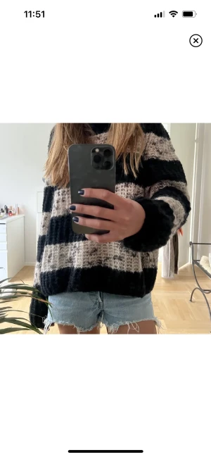 Jeansshorts - Jeansshorts från levis! Passar storlek 36 typ💕