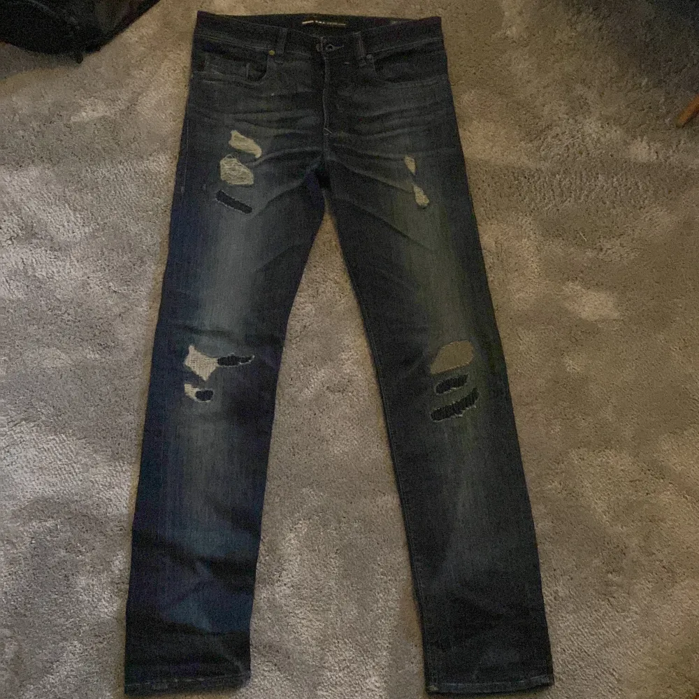 Ett par snygga jeans från diesel i storlek M. Jeans & Byxor.