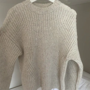 Stickad tröja Carin wester - Superfin och skön tröja från Carin wester, använd 1 gång 