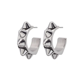 Edblad örhängen  - Säljer dessa populära örhängen ifrån Edblad! Dom är i bra skick Köparen står för frakt!💕 Skriv ifall ni har några frågor!🫶🏼