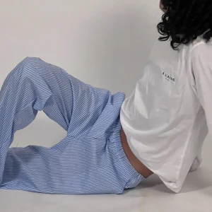 Drop 2  - As snygga loungewear byxor i det parfecta randiga tyget!   Fins i strl S/M och M/L