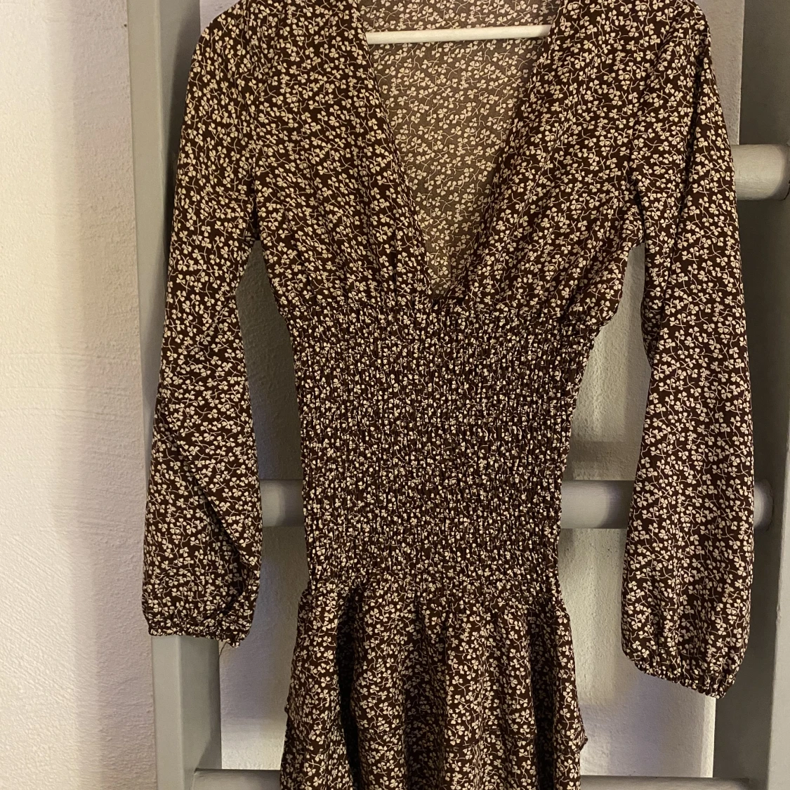 Blommig klänning  - 90