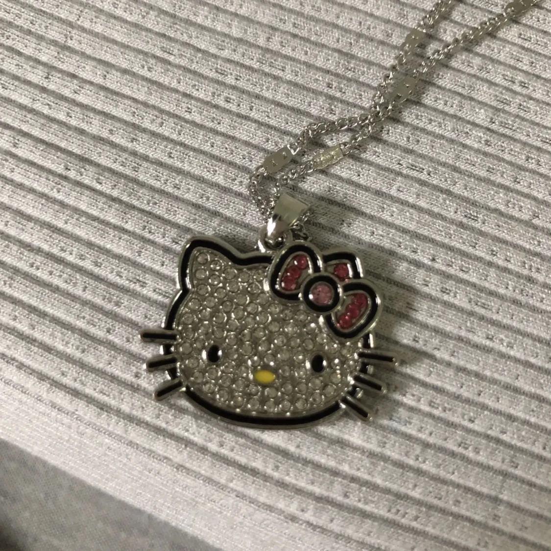 hello kitty armband  - 90