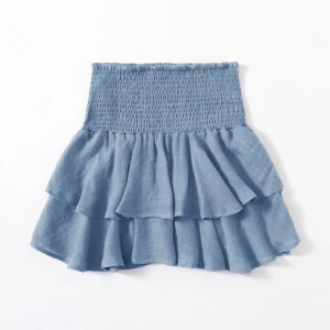 Blå sommar kjol  - Blå sommar kjol som inte kommer till användning! 