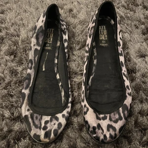 Ballerinaskor leopard - Leopardmönstrade ballerinaskor