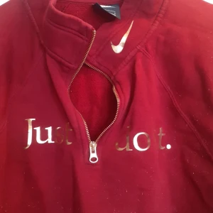 Nike tröja  - Kort nike tröja strl L 