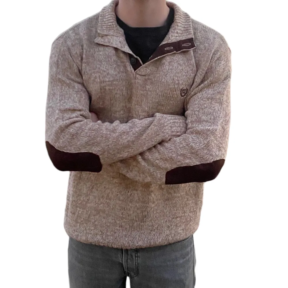 Chaps Ralph lauren sweatshirt i bra skick! Modell är 186 och bär vanligtvis M-L. :). Tröjor & Koftor.