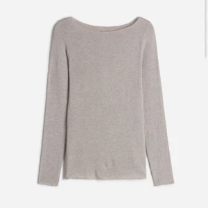 intimissimi tröja - beige intimissimi tröja, kontakta för egna bilder💕💕