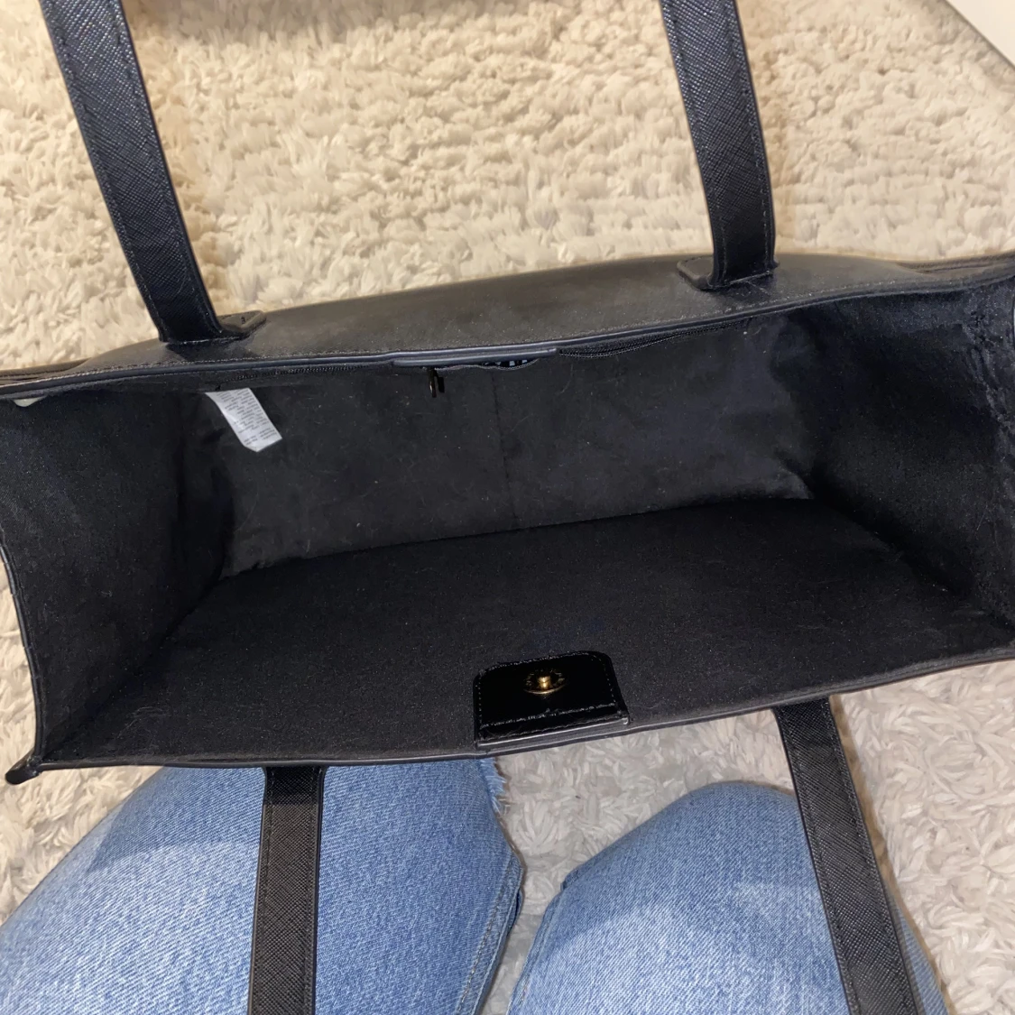 Svart väska  - 90