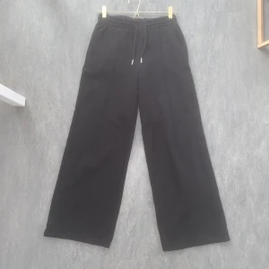 Mjukisbyxor - Aldrig använda mjukisbyxor från Gina Tricot 