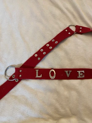 Skärp  - Storlek 95 