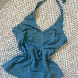 halterneck topp - jätte fin blå halterneck linne från diesel, vintage 💕 kommer tyvärr inte till användning 