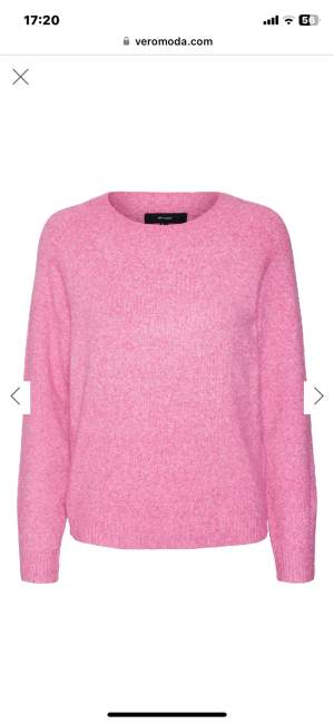 Superfin rosa stickad tröja som är jättemjuk och har inga defekter💕 lägger ut nu tredje gånger pga oseriösa köpare❤️ skriv till mig för prisförslag och fler bilder💕