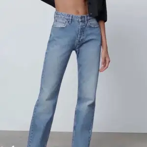 Jätte snygga zara jeans dom inte kommer till användning. Ge prisförslag