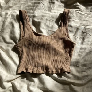 Kroppad topp - Kroppad top, använd max 5 gånger.