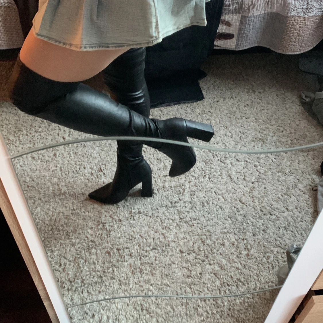 Thigh high boots - 2