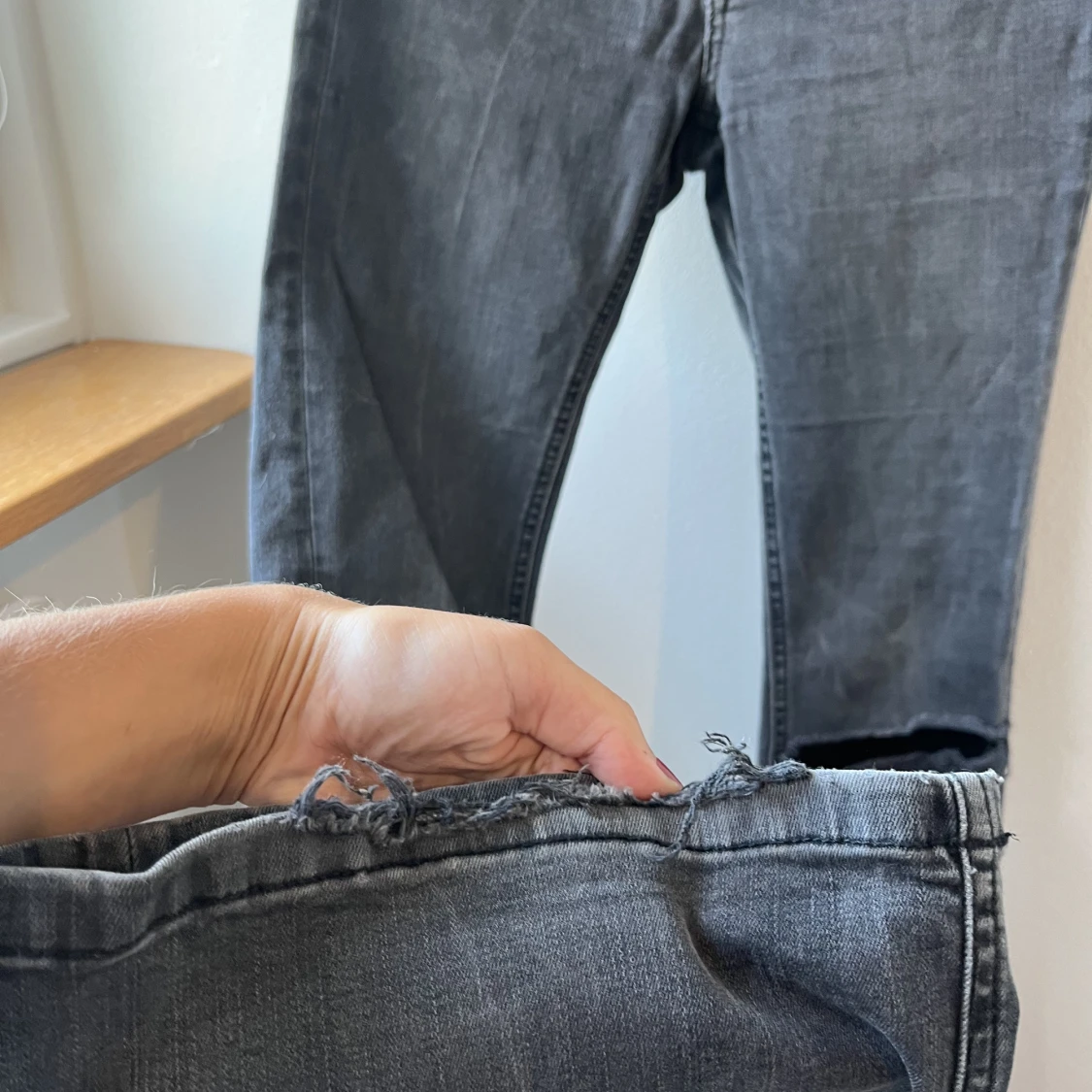 Gråa bootcut jeans - 91