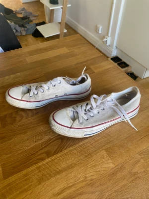 Sneakers - Sneakers från converse. Använda för några år sedan. 