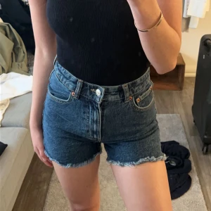 Shorts - Från zara! Storlek 32