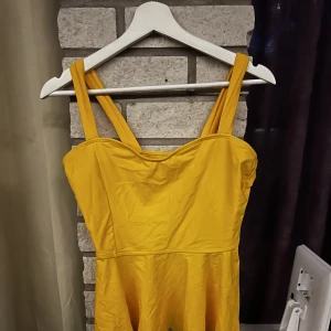 Bikini - Bikinitopp från SHEIN, nästintill oanvänd🌸