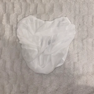 Vit korsett  - Vit korsett storlek 40 aldrig använd