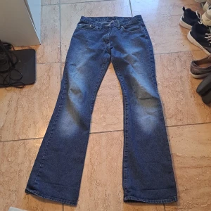 Vero moda bootcut - Som nya...storlek 29
