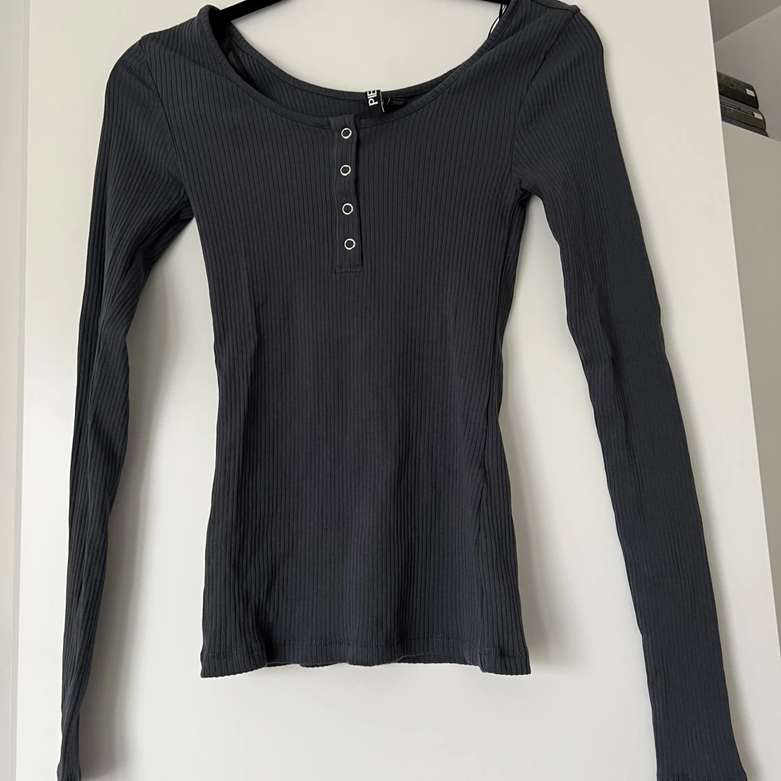 långärmad topp från nelly💓 - 91