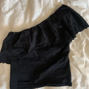 Topp - Så fin topp köpt på Åhléns!! Strl xs men skulle nog passa S med🫶🏼