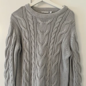 Stickad tröja - Fint skick! 