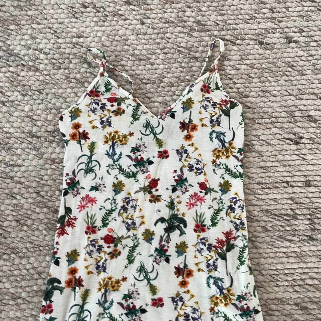 Långklänning med slits  - 90