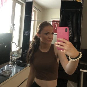 Topp - Jag säljer min fina topp ifrån hm i storlek xs 💖