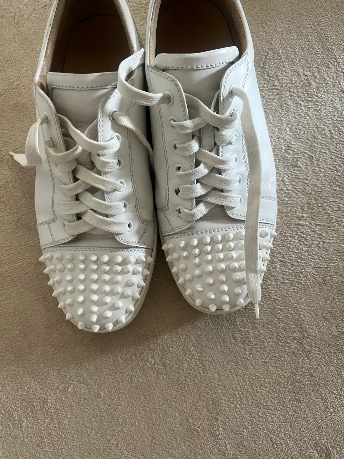 Cristian Louboutin vit - 90